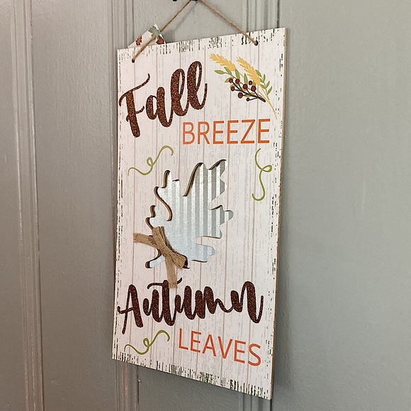 NWT-Give Thanks 🍁 & Fall Breeze- 2 Wood Signs & 2 Buffalo Check Pumpkins Bundle - Picture 12 of 15